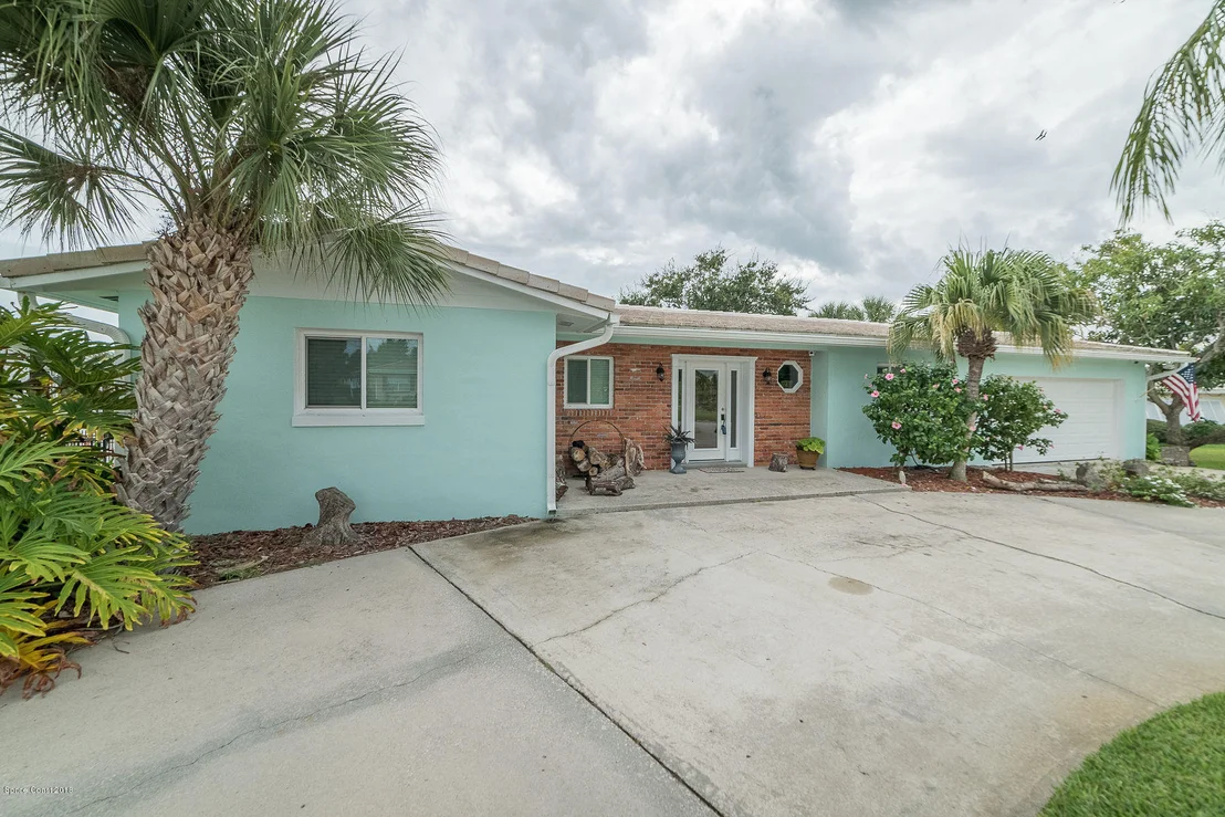 Photo of 1131 Rivermont Drive