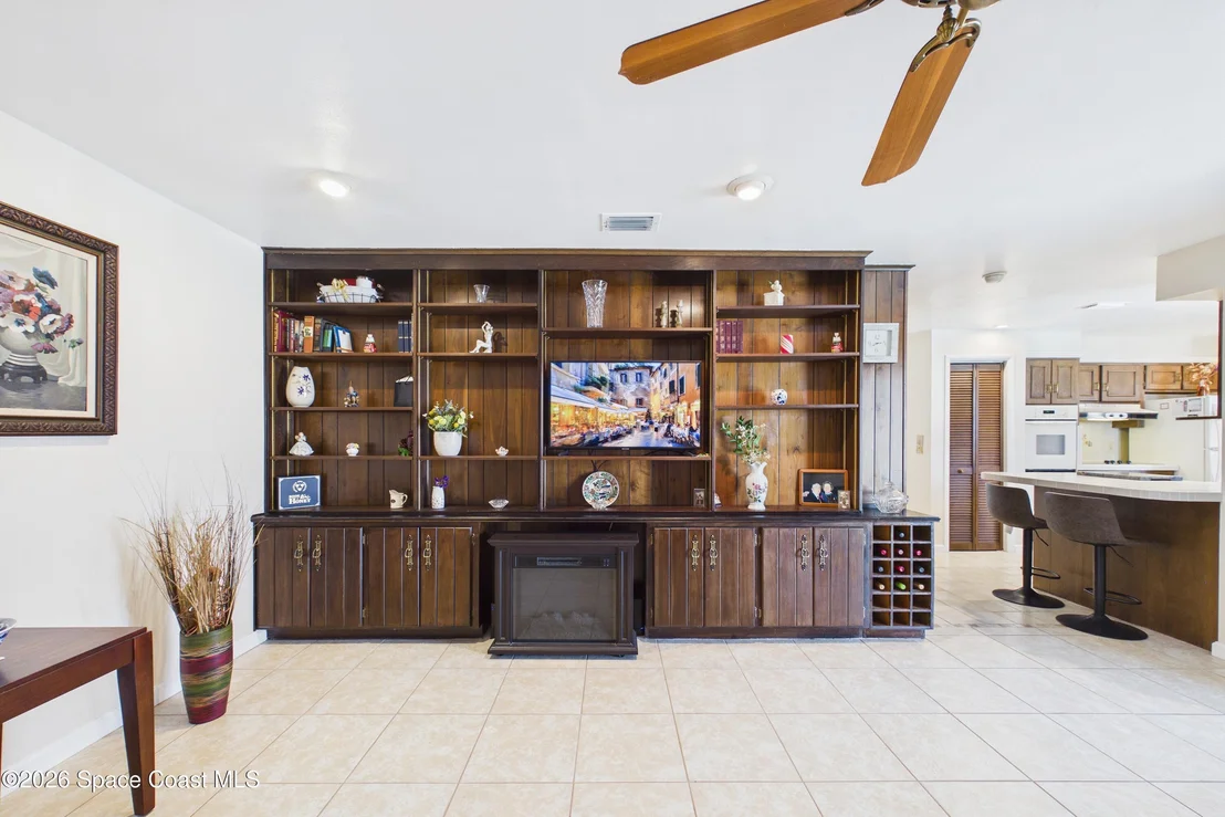 Photo of 215 Sand Pine Road