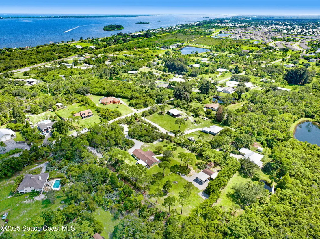 Photo of 6570 Whispering Pines Lane
