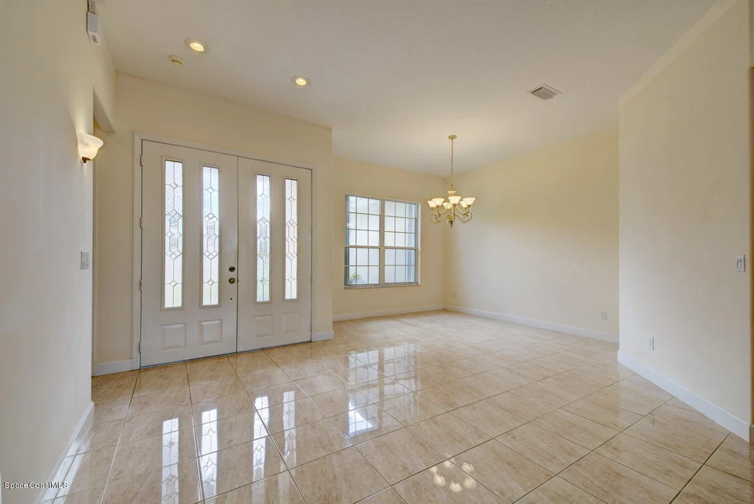 Photo of 843 Spring Oak Drive