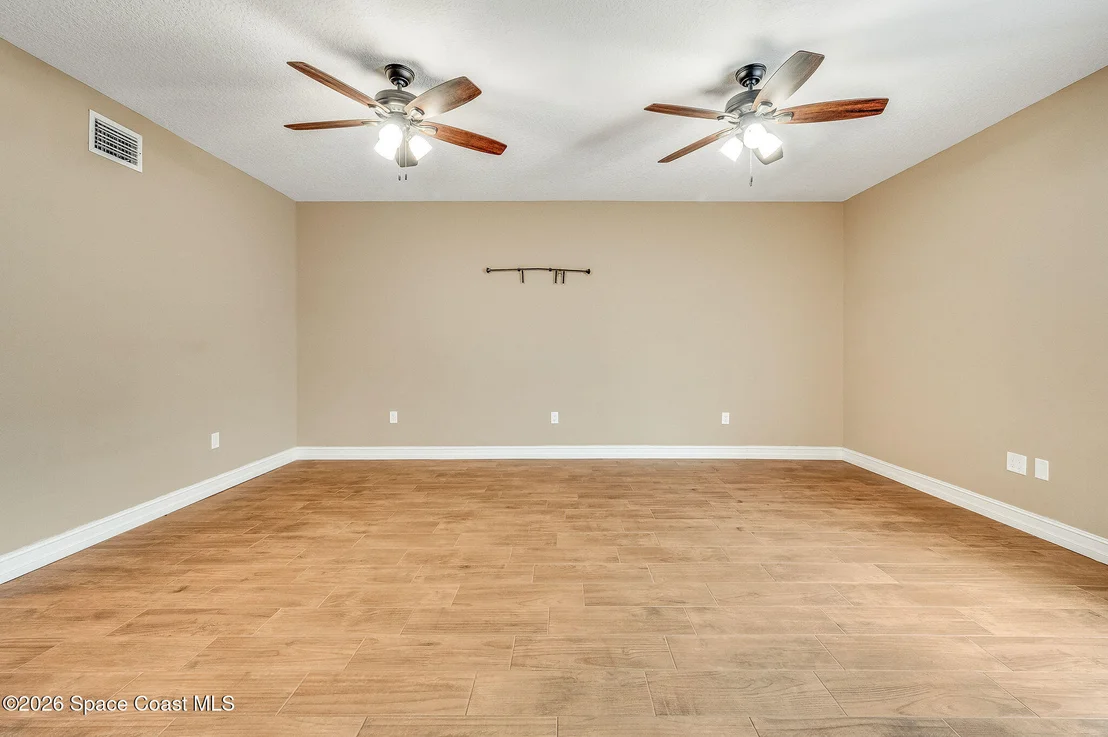 Photo of 2326 Holder Road