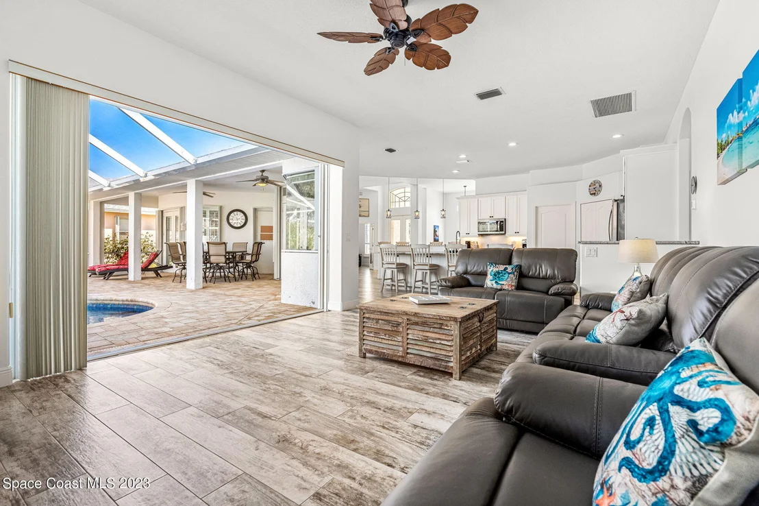 Photo of 212 Ivory Drive