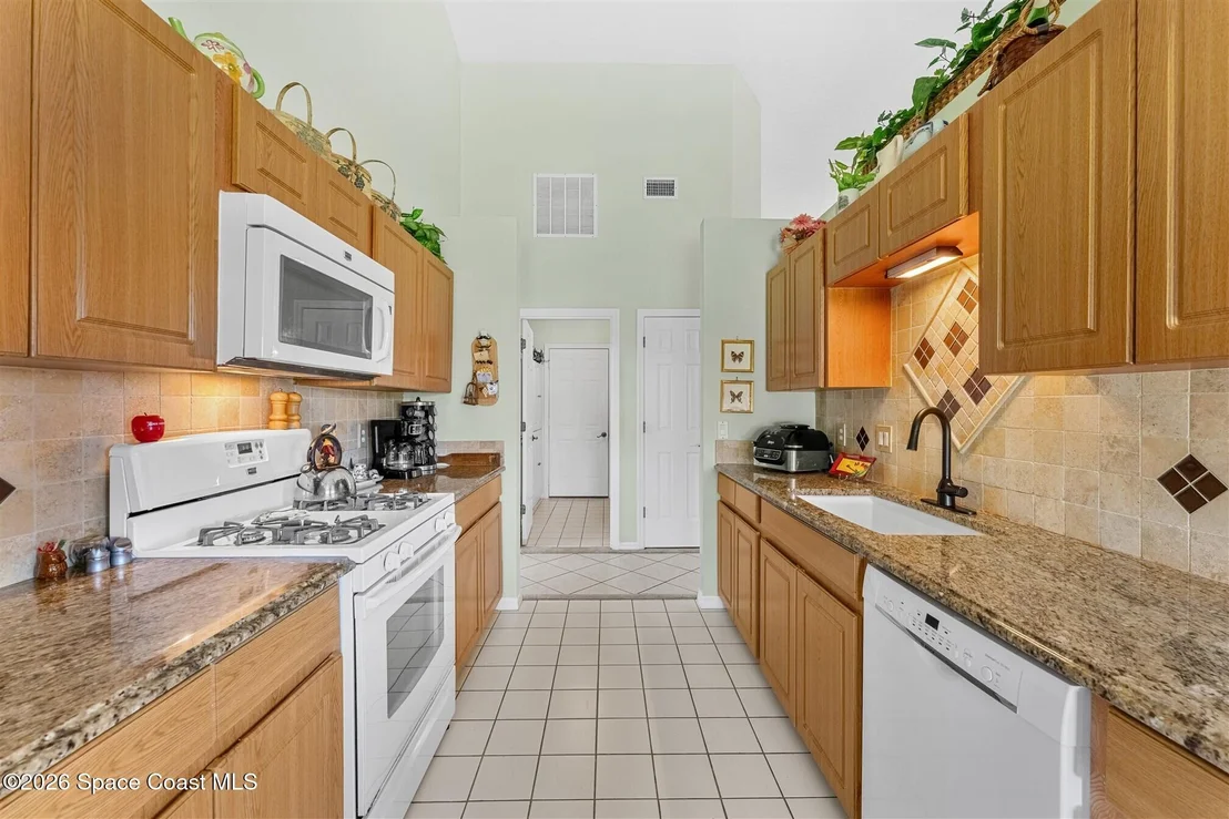 Photo of 1072 Spanish Wells Drive