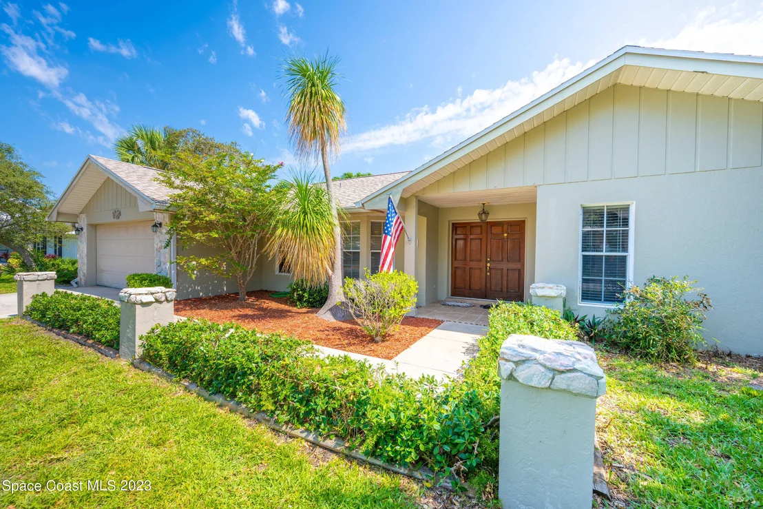 Photo of 450 Monaco Drive