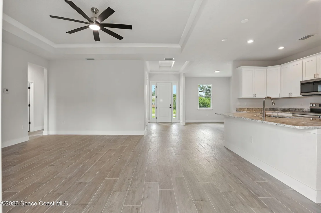 Photo of 811 Saint Andre Boulevard