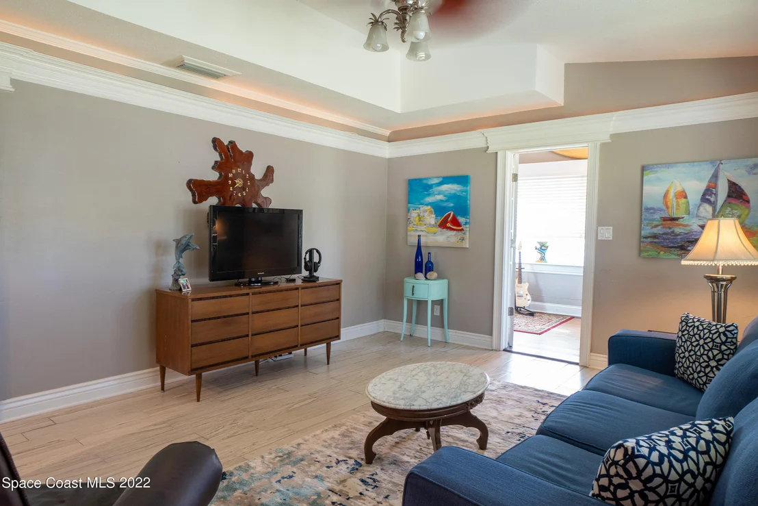 Photo of 230 Rita Boulevard