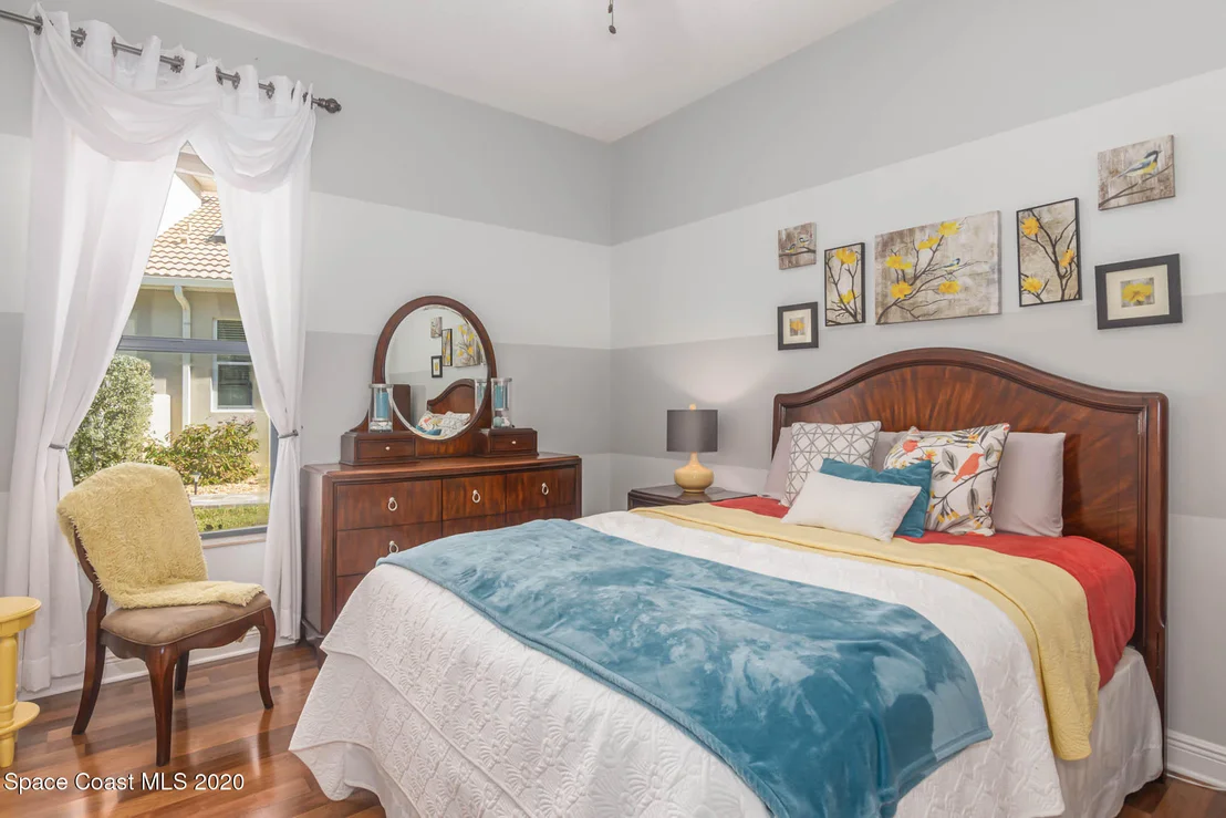 Photo of 1472 Tralee Bay Avenue
