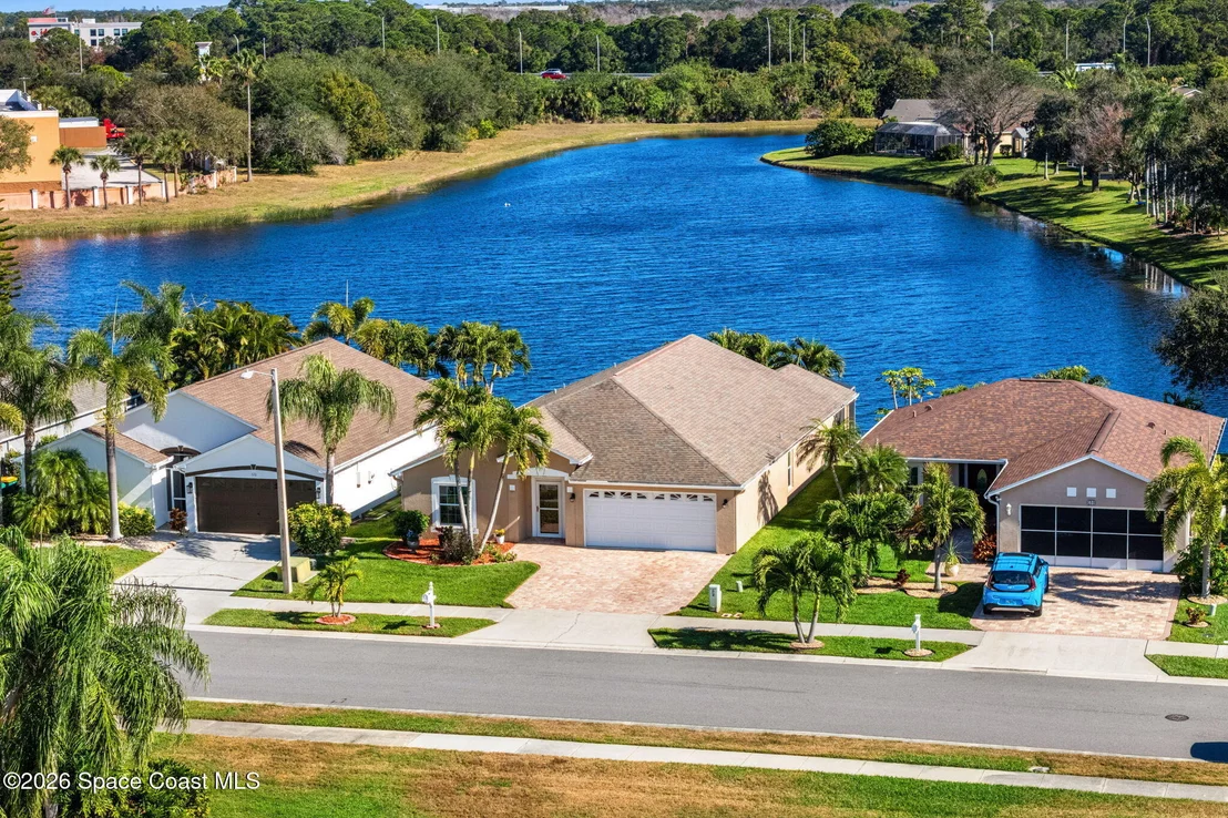 Photo of 580 Wickham Lakes Drive