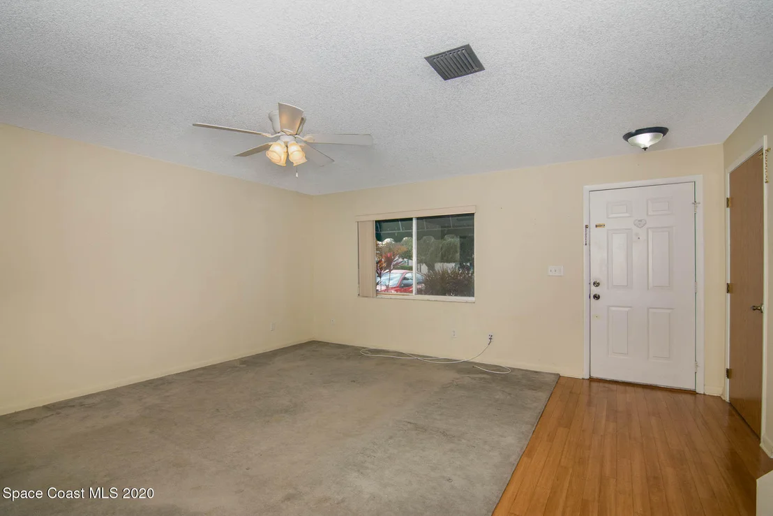 Photo of Unit 40 at 1882 Murrell Road