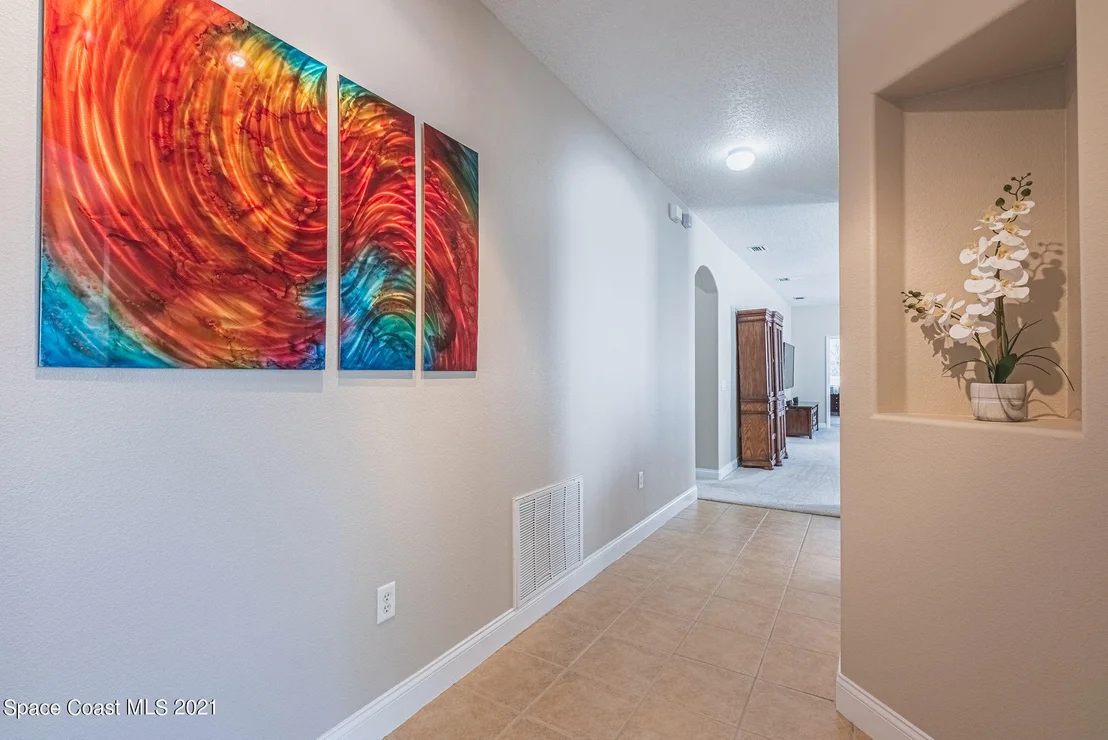 Photo of 401 Waterside Circle