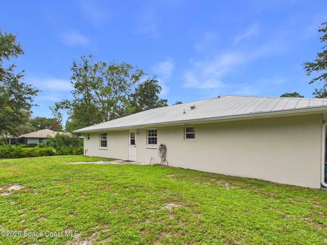 Photo of 9545 Honeysuckle Drive