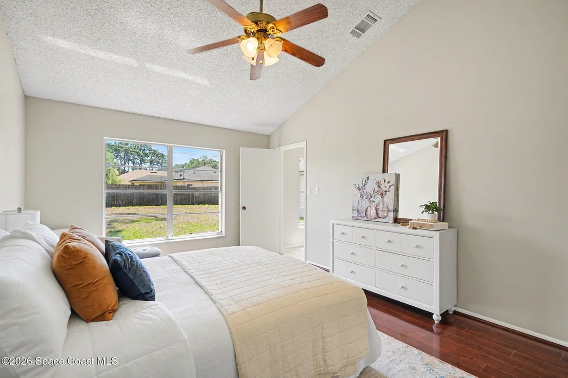 Photo of 2920 Jupiter Boulevard SE