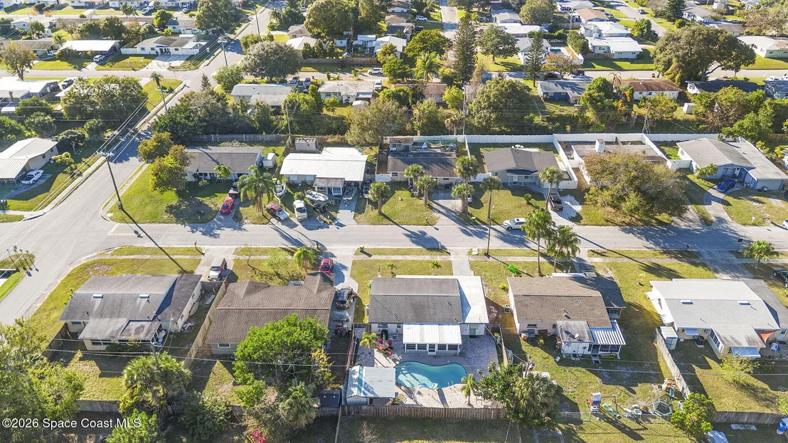 Photo of 727 Clarke Avenue