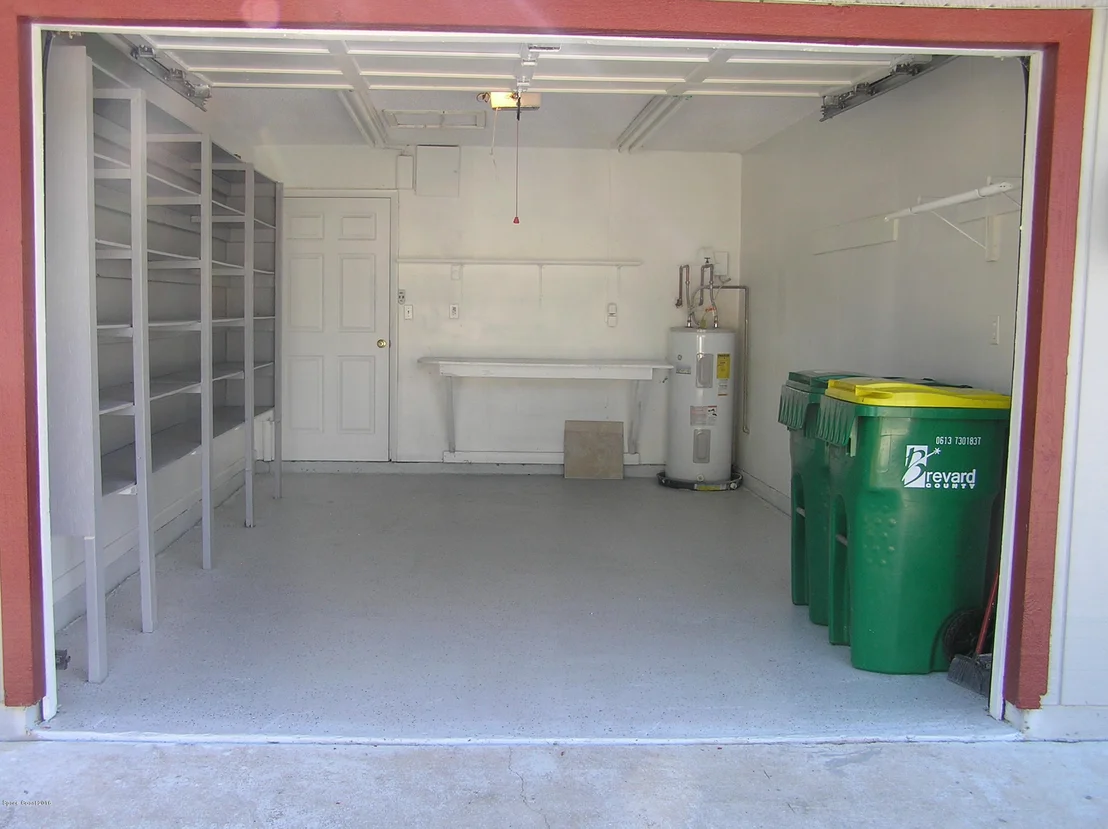 Photo of 1011 Hibiscus Street