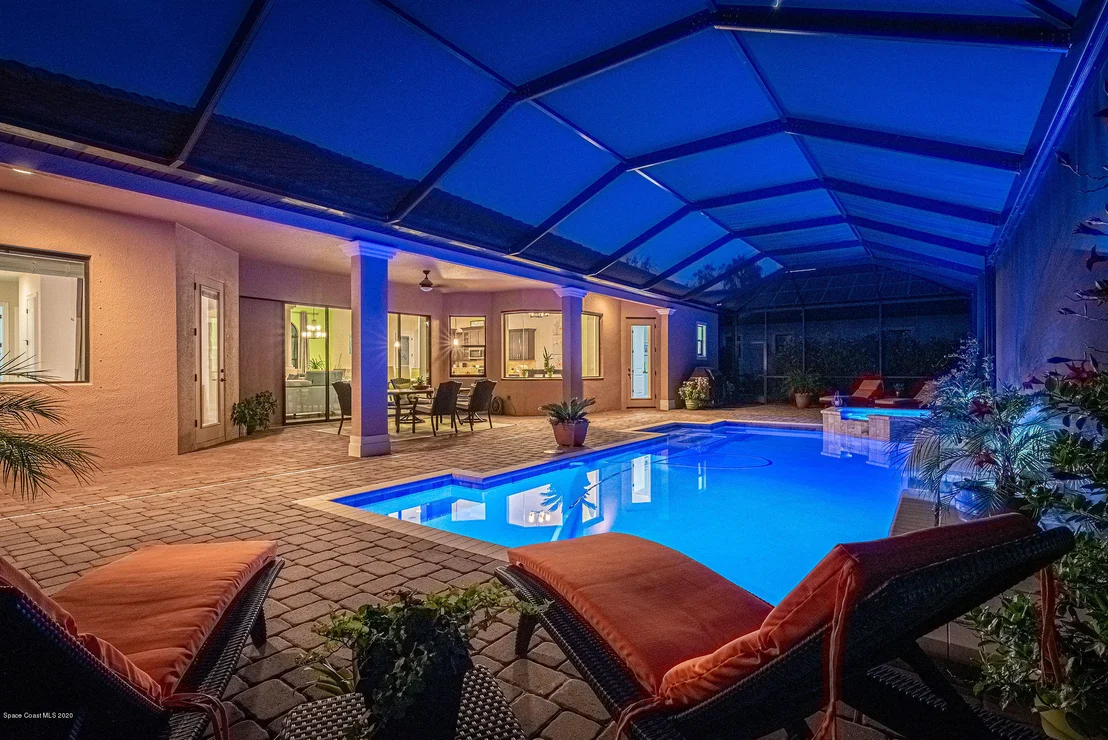 Photo of 824 Lorenza Place