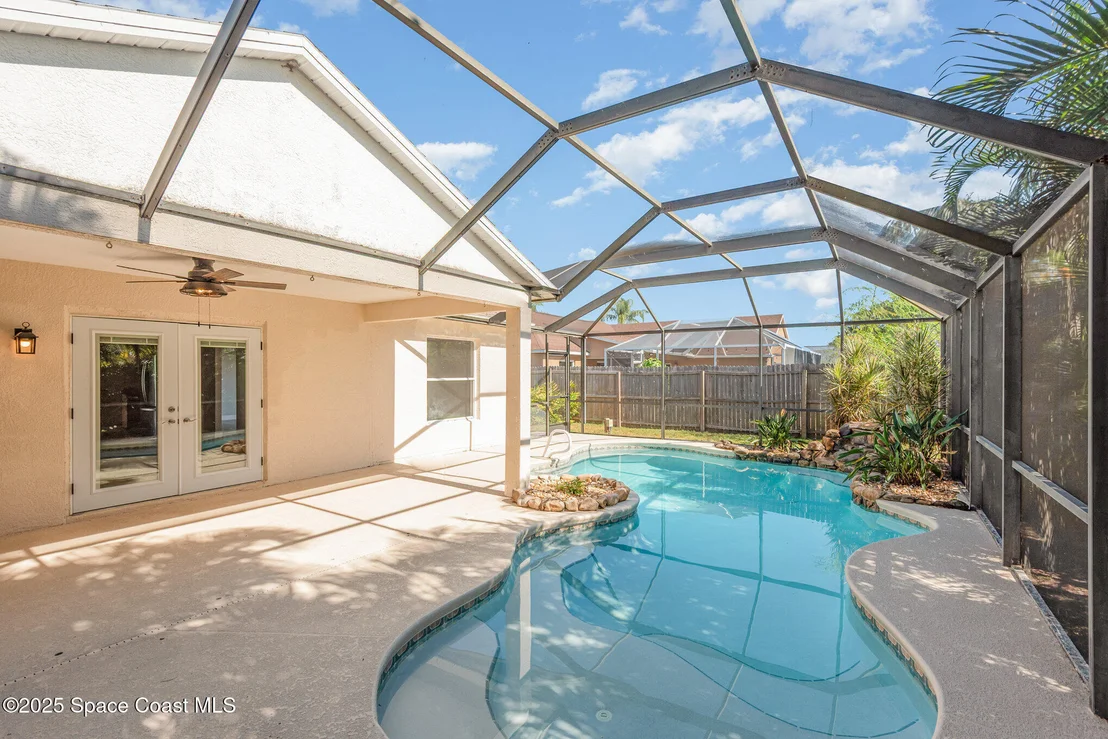 Photo of 1045 Jacaranda Circle
