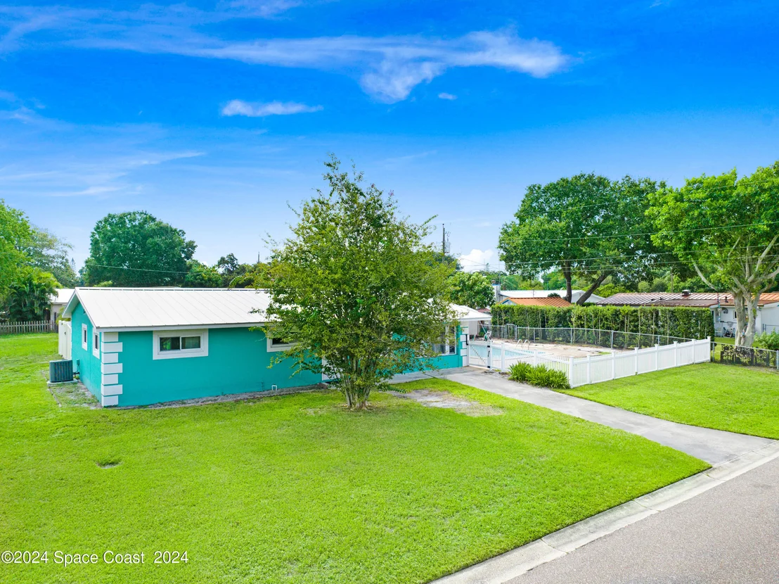 Photo of 4189 Hammock Drive