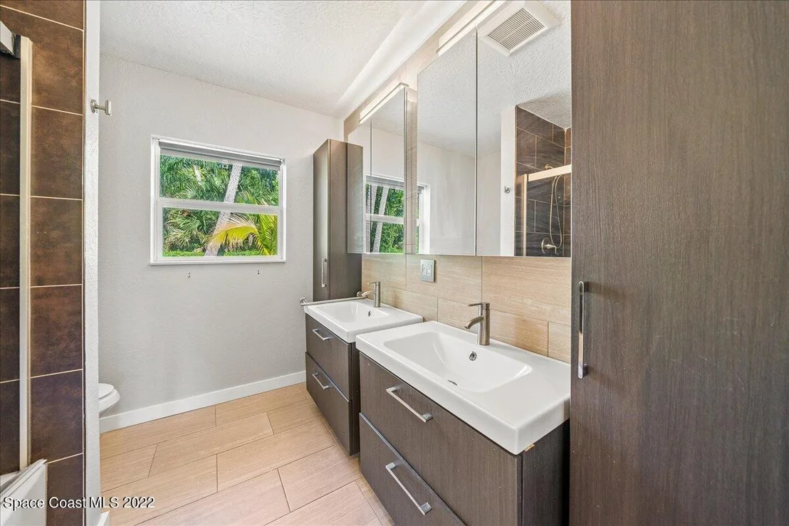 Photo of 255 W Laila Drive