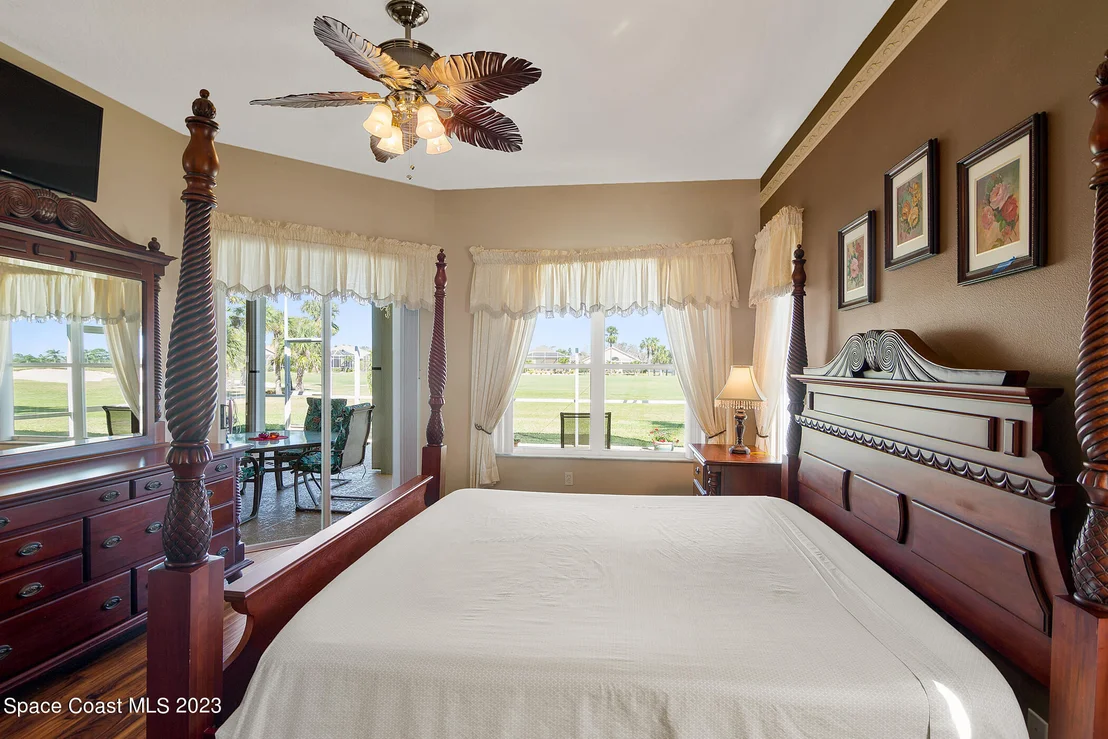 Photo of 2563 Canterbury Circle