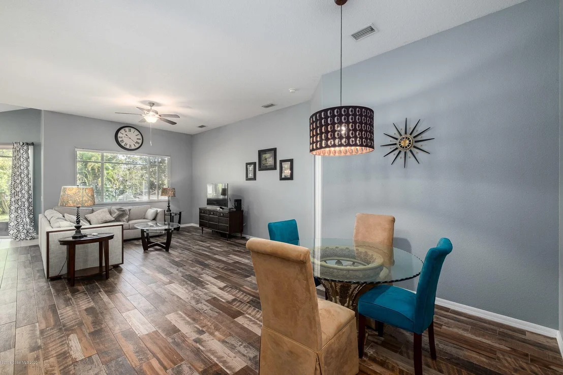 Photo of 265 Sedgewood Circle