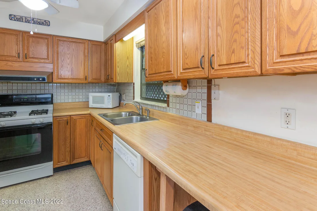 Photo of 1021 Coronado Drive