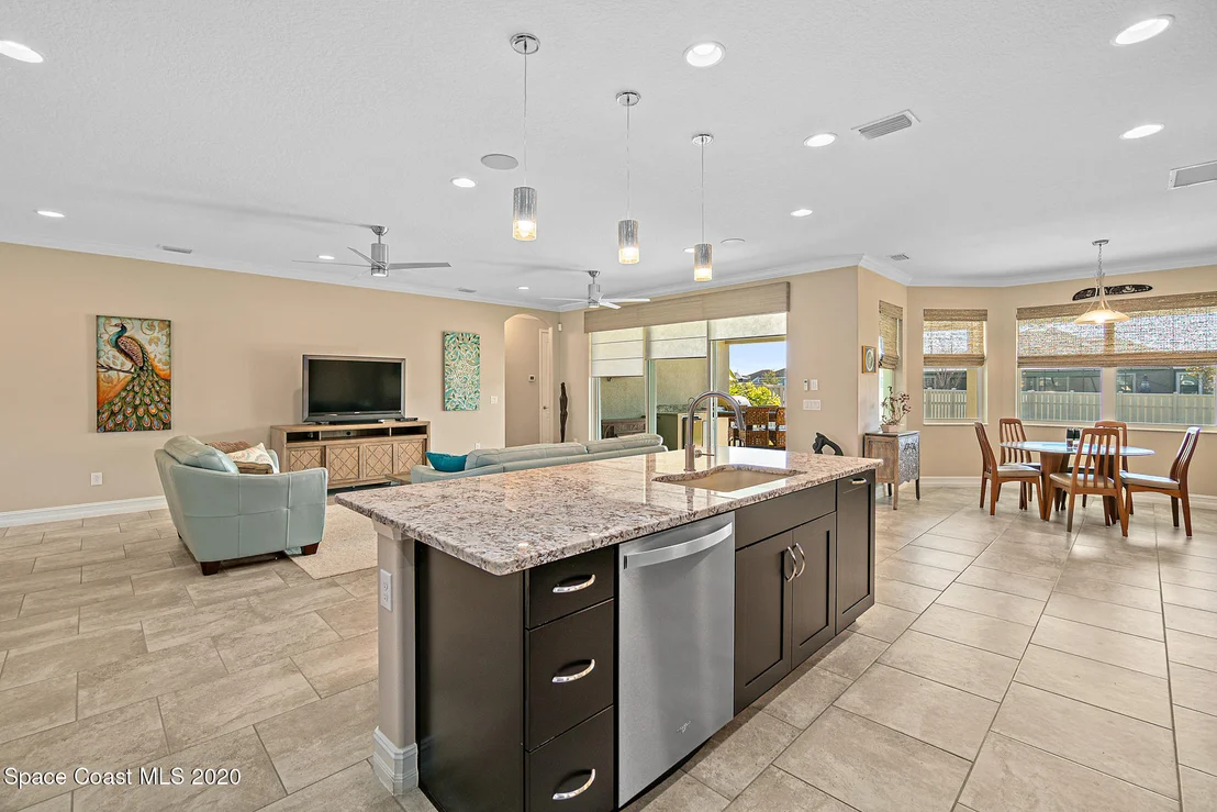 Photo of 7684 Poulicny Lane