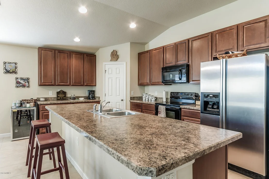 Photo of 956 Whetstone Place