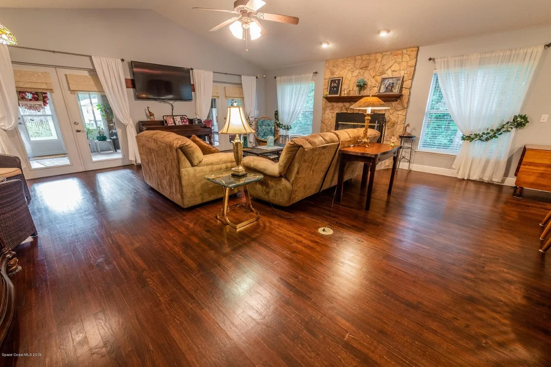 Photo of 3575 Glenn Road