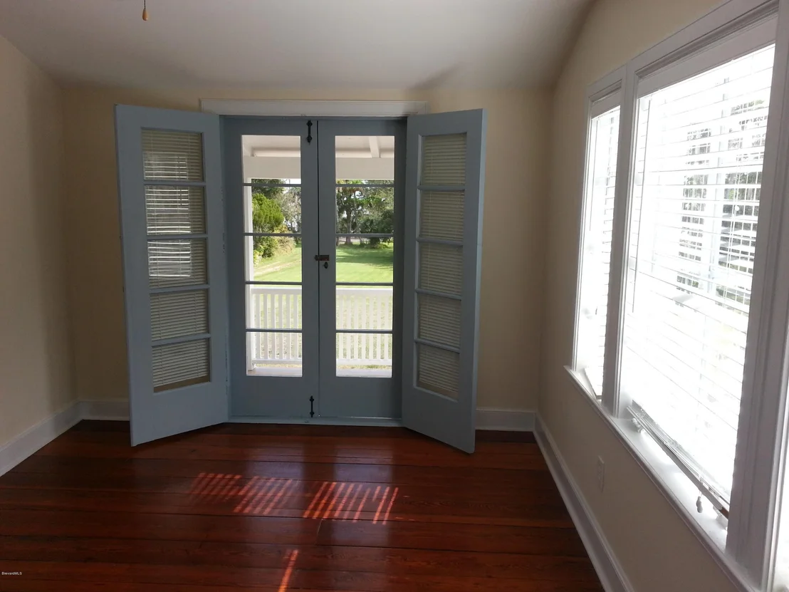 Photo of 3543 N Indian River Drive