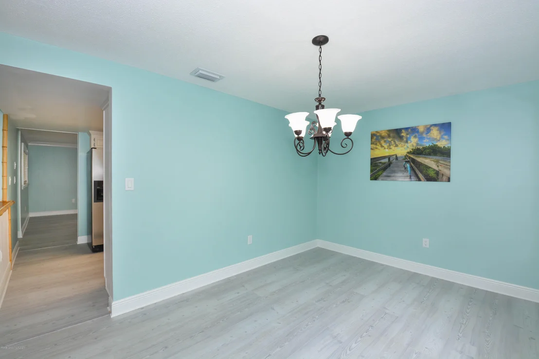 Photo of 460 Oak Ridge Drive