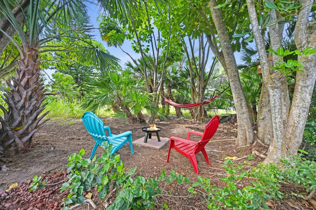 Photo of 601 Gina Lane