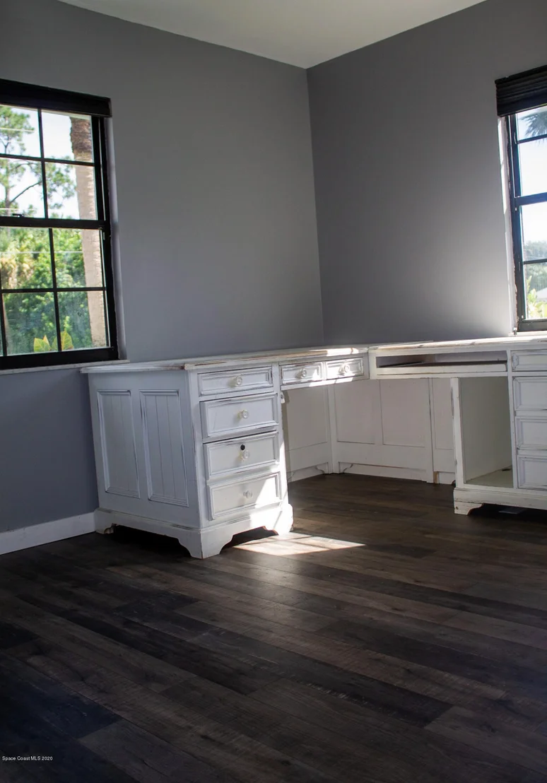Photo of 472 Rolling Hill Drive