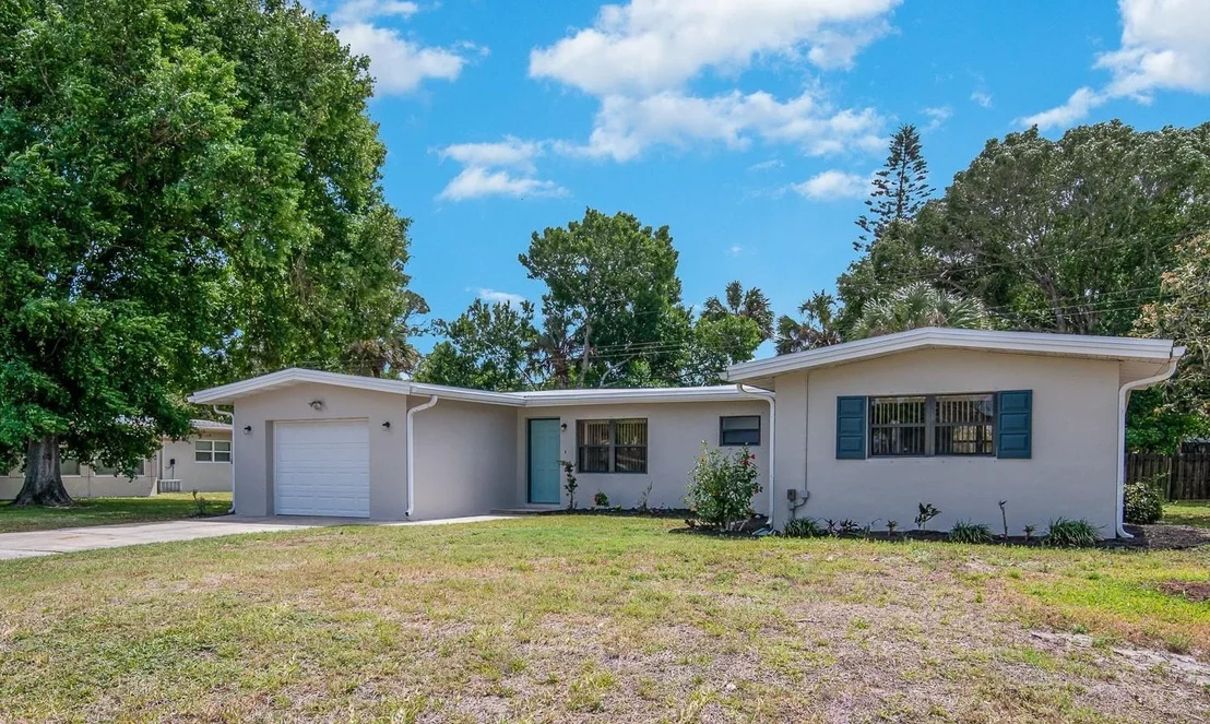 Photo of 7579 Mimosa Avenue