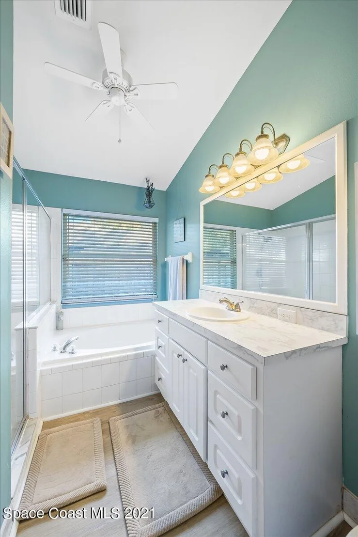 Photo of 1041 Jacaranda Circle