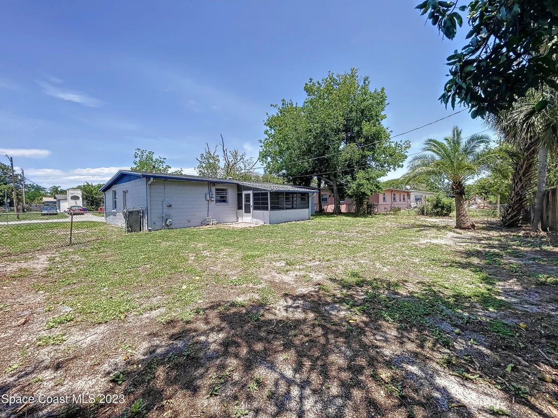 Photo of 993 Alsup Drive