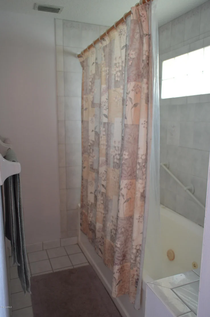 Photo of 869 Spirea Drive