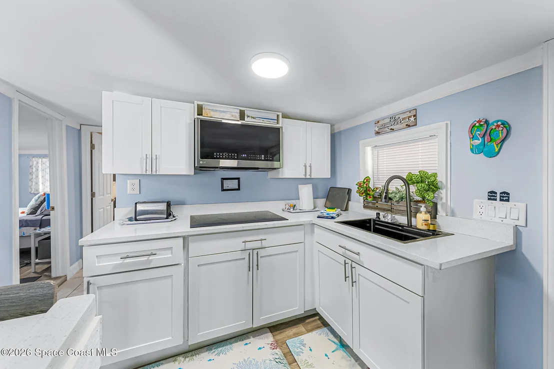 Photo of 329 Pineda Street