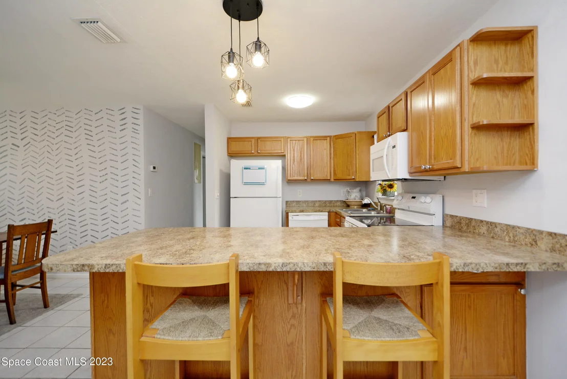 Photo of 2579 Coventry Road