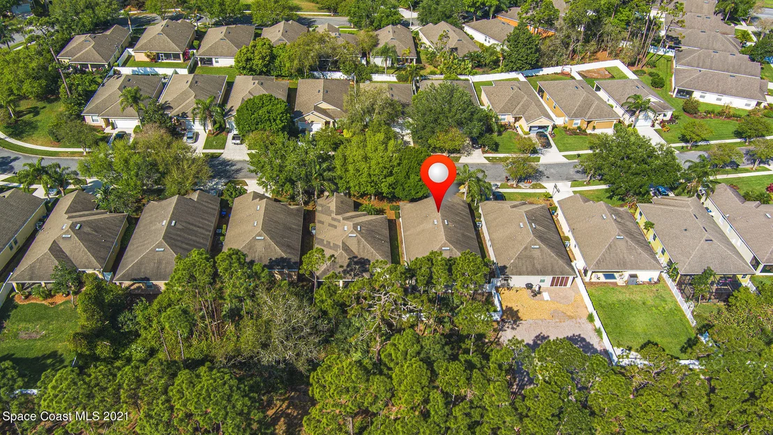 Photo of 401 Waterside Circle