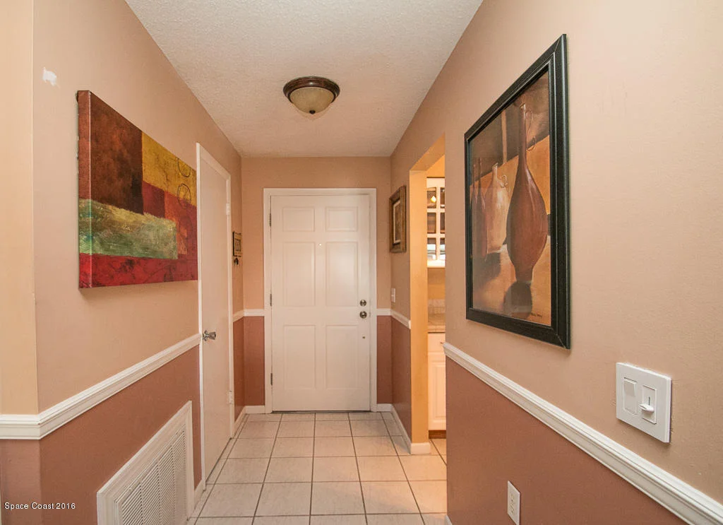 Photo of 1088 Hermosa Drive