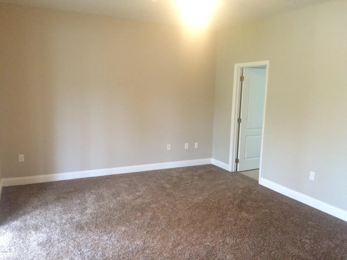 Photo of 1501 Bridgeport Circle