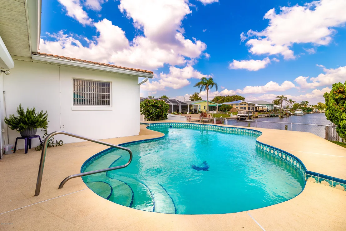Photo of 4701 Fairview Drive