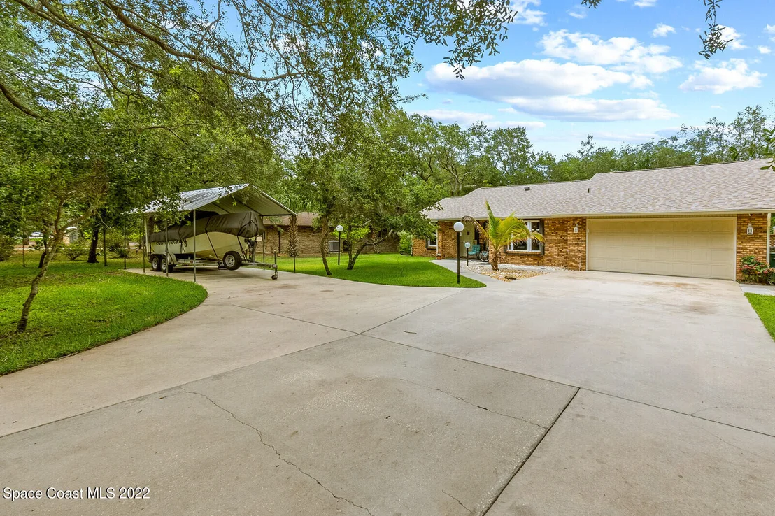 Photo of 3385 Kent Drive