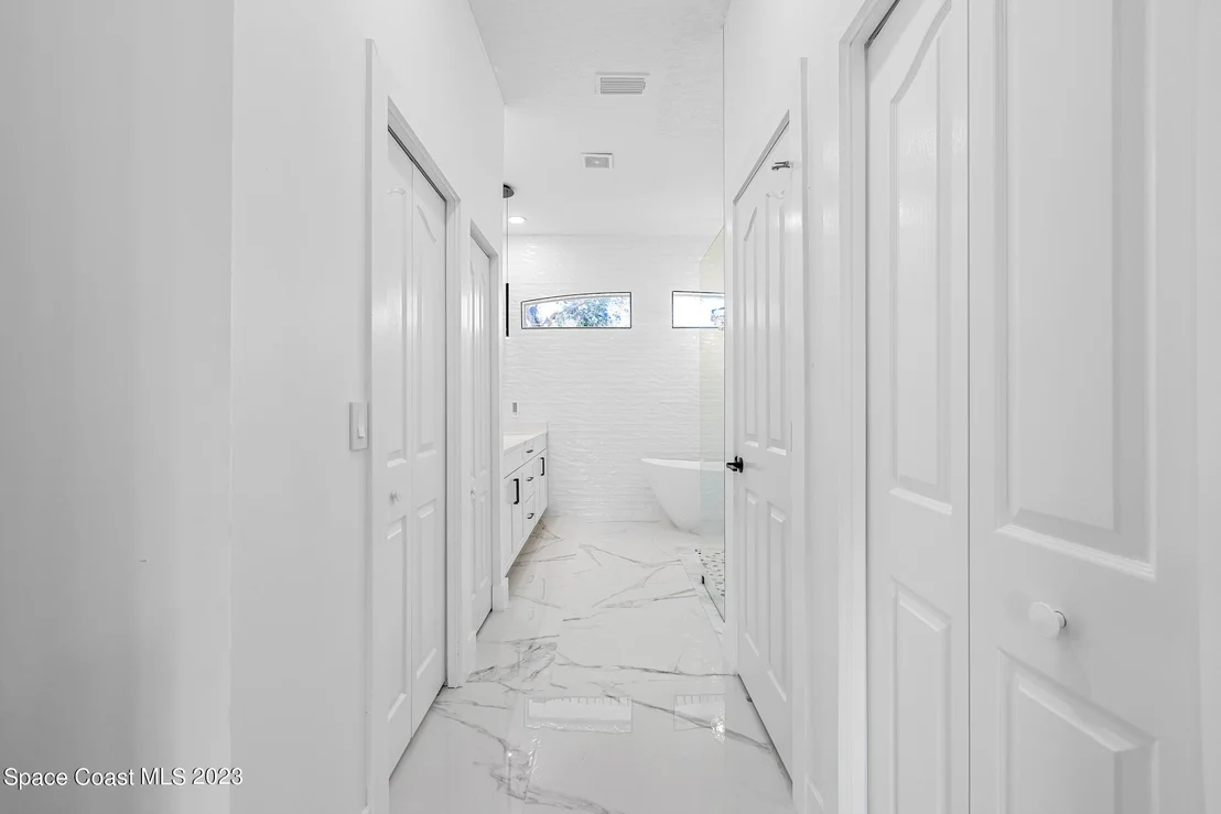 Photo of 473 Peregrine Drive