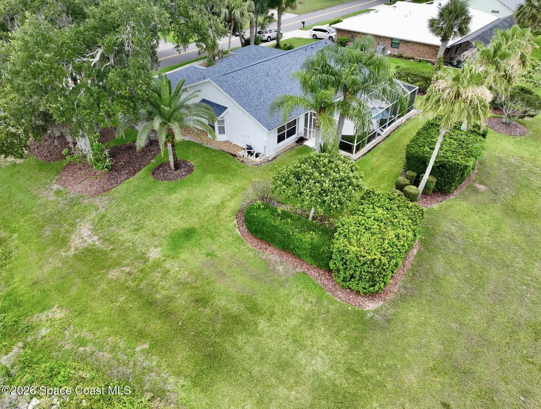 Photo of 1230 Meadowbrook Road NE