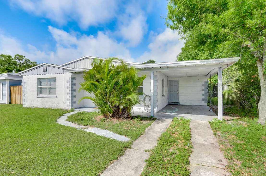 Photo of 912 Wisteria Drive