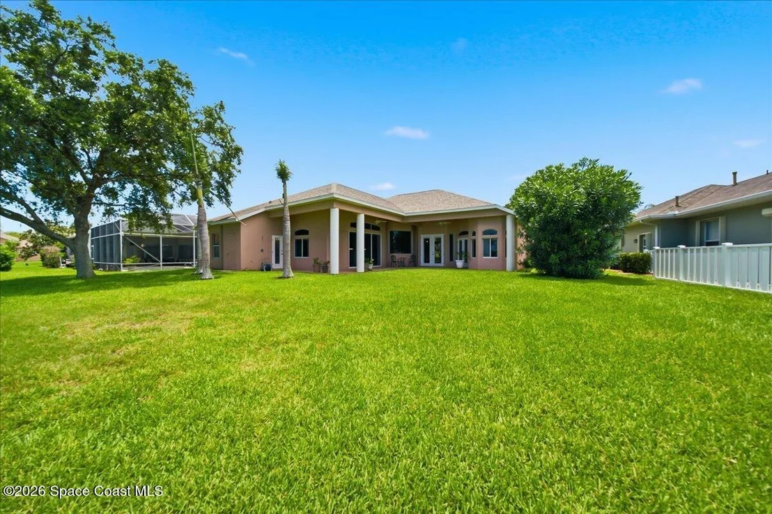 Photo of 1000 Starling Way