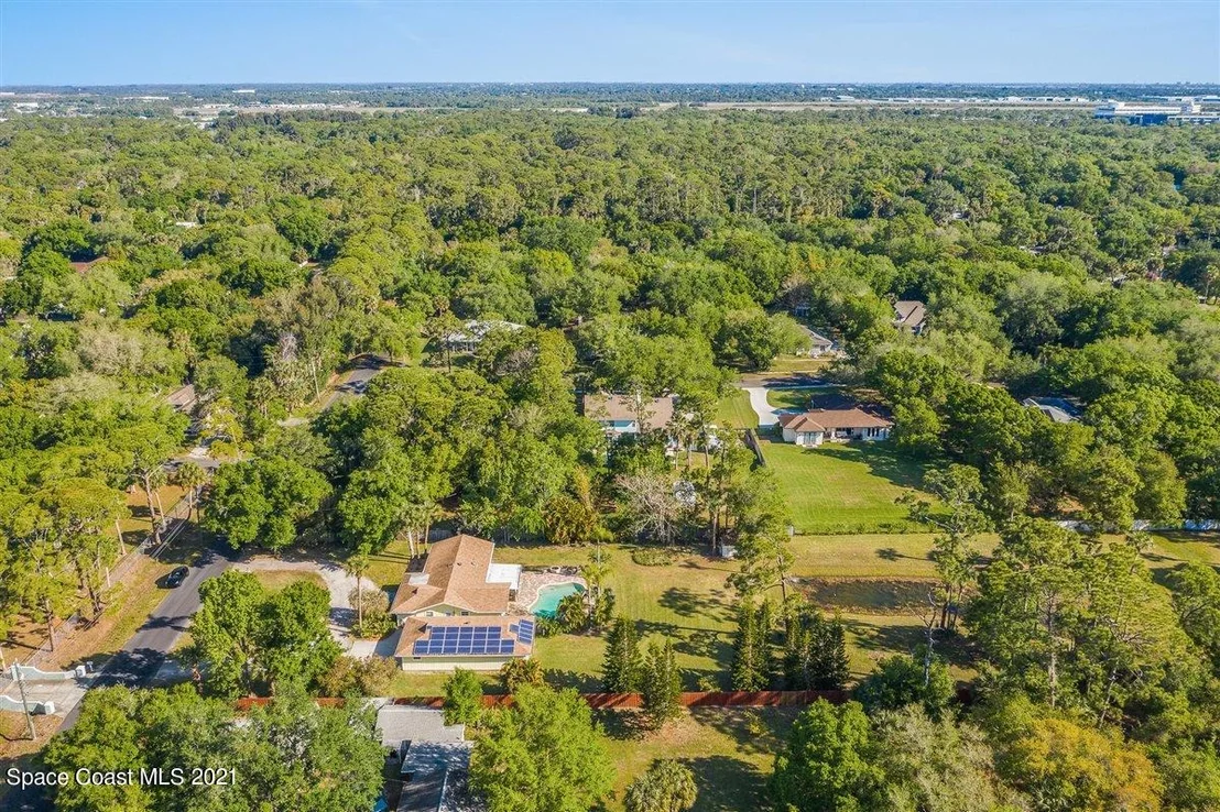 Photo of 270 Campbell Drive