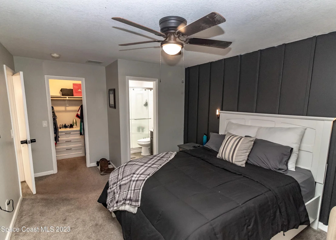 Photo of 800 Mark David Boulevard