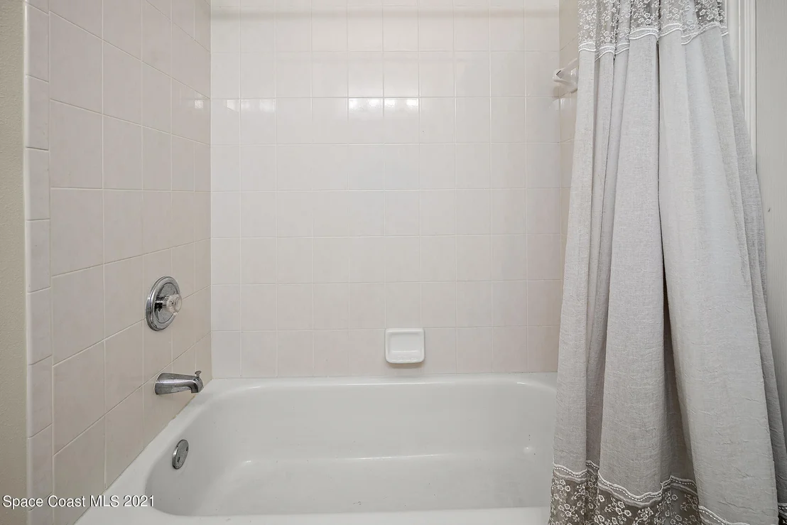 Photo of 5876 Arlington Circle